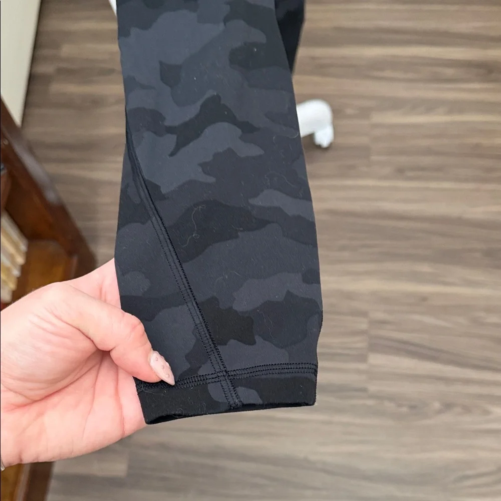 Lululemon Athletica Dark Camouflage Leggings - Picture 6 of 7